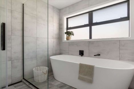 Photo of property in 44 Lynmore Avenue, Lynmore, Rotorua, 3010