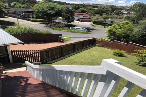 Photo of property in 12 Flamingo Court, Goodwood Heights, Auckland, 2105