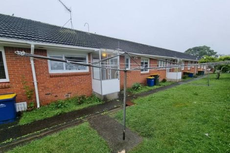 Photo of property in 4/134 Onewa Road, Northcote, Auckland, 0627