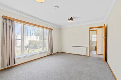 Photo of property in 7 Windsor Place, Levin, 5510