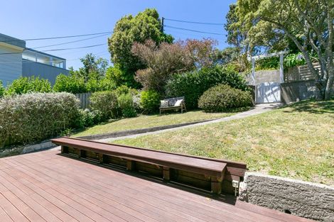 Photo of property in 51 Milne Terrace, Island Bay, Wellington, 6023