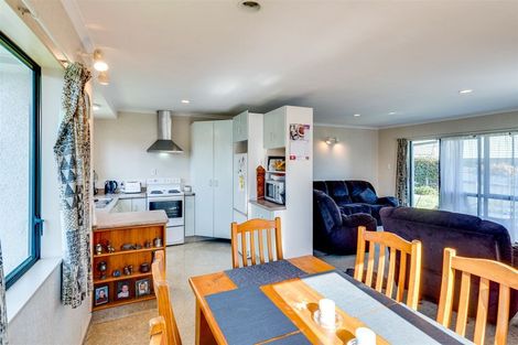 Photo of property in 101a Te Mata Road, Havelock North, 4130