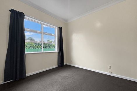 Photo of property in 38 Kirk Street, Otaki, 5512