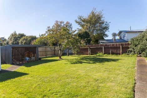Photo of property in 71 Barraud Street, Dannevirke, 4930
