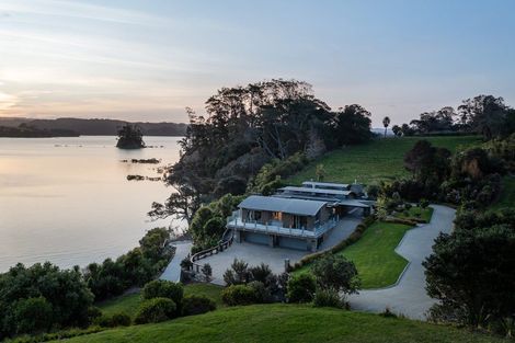 Photo of property in 16 Grant Street, Mahurangi East, Warkworth, 0982