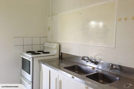 Photo of property in 52 Tuarangi Road, Grey Lynn, Auckland, 1021
