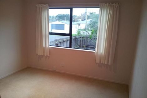 Photo of property in 1/160 Nile Road, Milford, Auckland, 0620