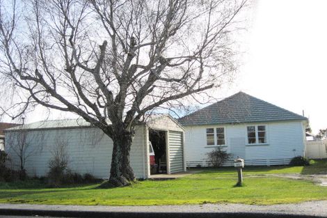 Photo of property in 44 Home Street, Winton, 9720