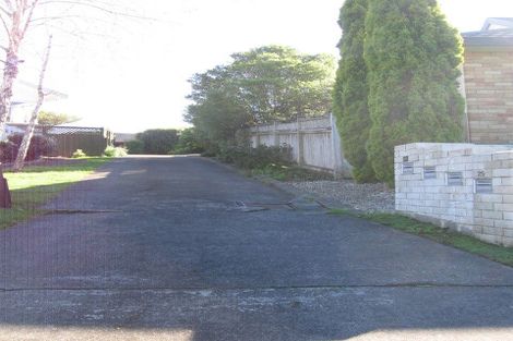 Photo of property in 31 Harbour Lights Close, West Harbour, Auckland, 0618