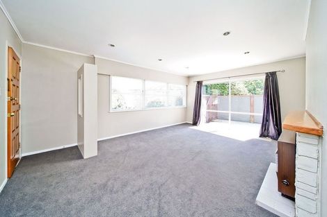 Photo of property in 8 Gwendoline Place, Glenview, Hamilton, 3206