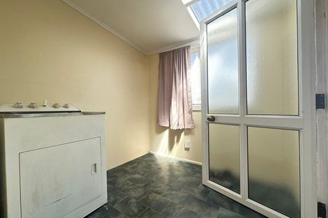 Photo of property in 24a Cleek Road, Mangere East, Auckland, 2024