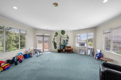 Photo of property in 7 Sunset Close, Western Heights, Hamilton, 3200