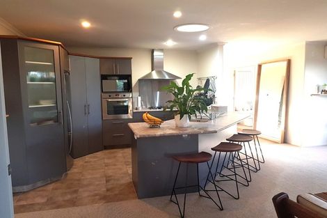 Photo of property in 1 Pat Bishop Place, Papamoa Beach, Papamoa, 3118