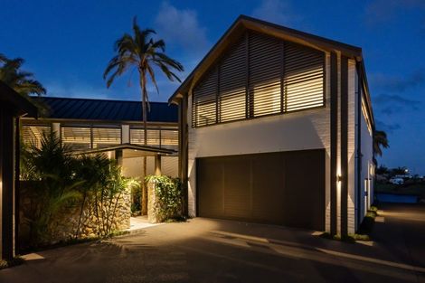 Photo of property in 3 Kuaka Grove, One Tree Point, 0118