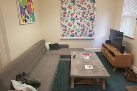 Photo of property in 21 Everton Terrace, Kelburn, Wellington, 6012