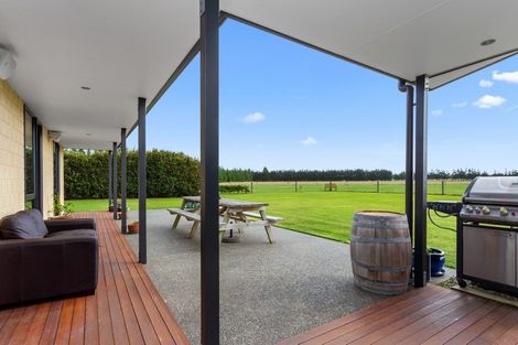 Photo of property in 77 Round Hill Road, Loburn, Rangiora, 7472