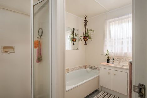 Photo of property in 26 Einstein Street, Outer Kaiti, Gisborne, 4010