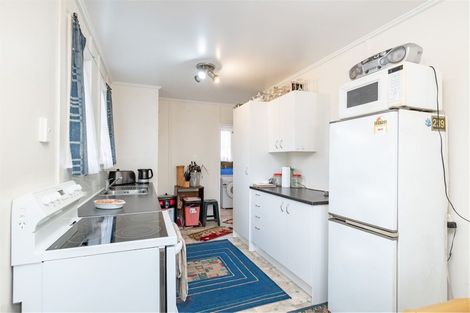 Photo of property in 12 Reynolds Street, Taita, Lower Hutt, 5011