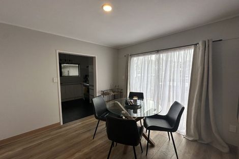 Photo of property in 16a Brian Crescent, Stanmore Bay, Whangaparaoa, 0932