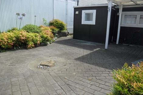 Photo of property in 2 Chaucer Road, Hospital Hill, Napier, 4110