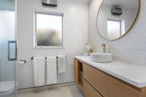 Photo of property in 48 Broadhaven Avenue, Parklands, Christchurch, 8083