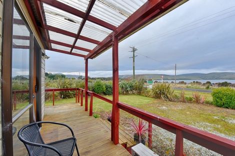 Photo of property in 2 Antrim Street, Waikawa, Tokanui, 9884