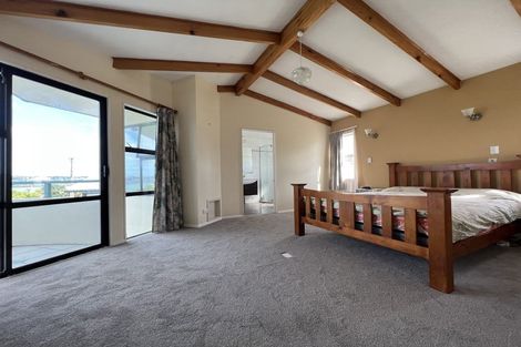 Photo of property in 1/94 Jutland Road, Hauraki, Auckland, 0622