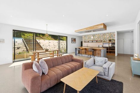 Photo of property in 3 Waxeye Lane, Lake Hawea, 9382