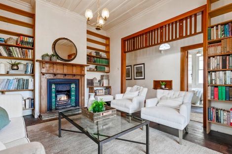 Photo of property in 6 Domain Street, Devonport, Auckland, 0624