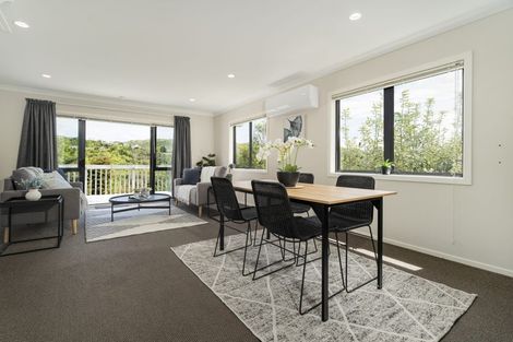 Photo of property in 28c Ronald Woolf Place, Churton Park, Wellington, 6037