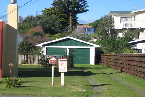 Photo of property in 8a Ngaio Street, Otaki Beach, Otaki, 5512