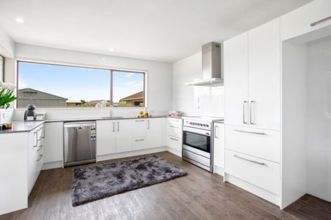 Photo of property in 1218 State Highway 16, Waimauku, 0883