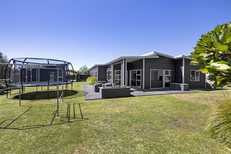 Photo of property in 518a Manutahi Road, Lepperton, New Plymouth, 4373