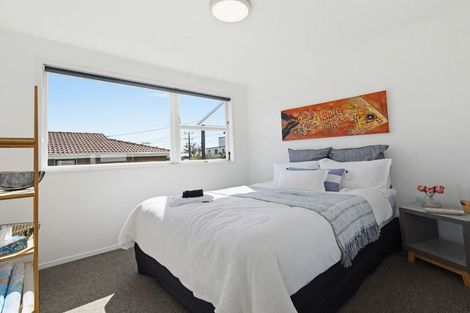 Photo of property in 5 Hetherington Road, Ranui, Auckland, 0612