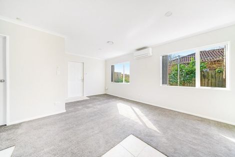 Photo of property in 2 Dunaff Place, Flat Bush, Auckland, 2019