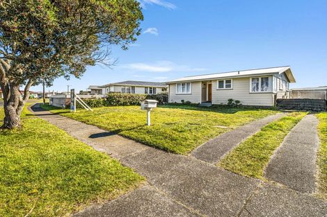 Photo of property in 55 Titoki Street, Castlecliff, Whanganui, 4501