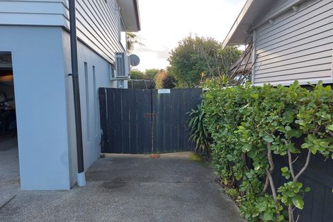 Photo of property in 8a Ewen Street, Takapuna, Auckland, 0622