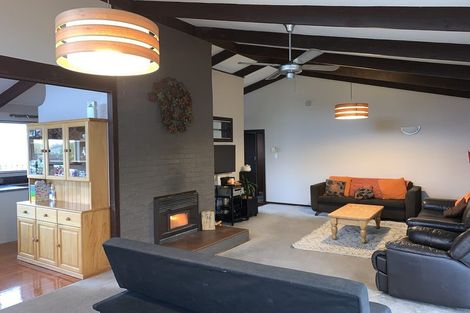 Photo of property in 4 William Street, Rolleston, 7614