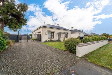 Photo of property in 100 High Street, Waimate, 7924