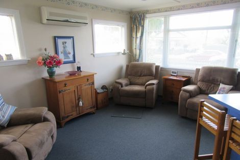 Photo of property in 11 Maude Street, Waimate, 7924