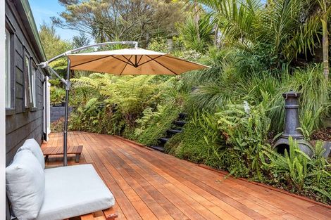 Photo of property in 141 Matipo Road, Te Atatu Peninsula, Auckland, 0610