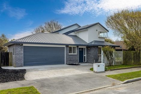 Photo of property in 29 Radiata Avenue, Parklands, Christchurch, 8083