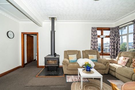 Photo of property in 9 Ossian Street, Milton, 9220