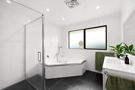 Photo of property in 5 Mosslea Court, Rototuna North, Hamilton, 3210