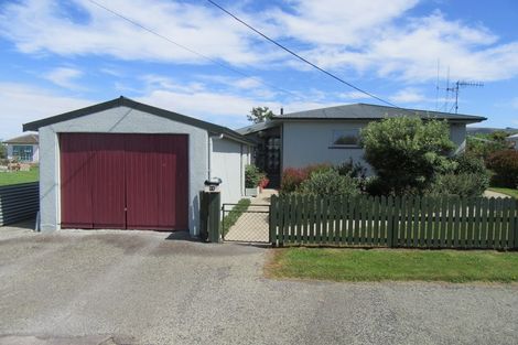 Photo of property in 11 Maude Street, Waimate, 7924