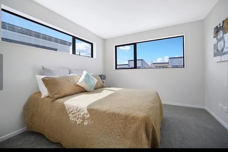 Photo of property in 5 Arahopu Place, Papakura, 2110