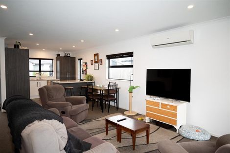 Photo of property in 18/11 Errol Close, Burbush, Hamilton, 3288