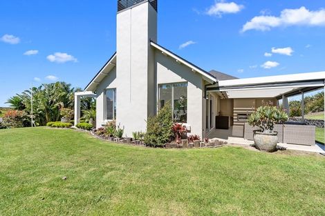 Photo of property in 104 Vaughans Road, Long Bay, Albany, 0792
