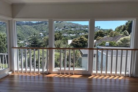 Photo of property in 39 Rangoon Street, Khandallah, Wellington, 6035