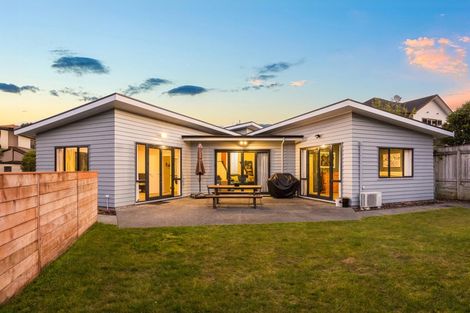 Photo of property in 26 Navigation Drive, Whitby, Porirua, 5024